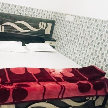 Nirmala Sadan Home Stay Ayodhya Dham Extérieur photo